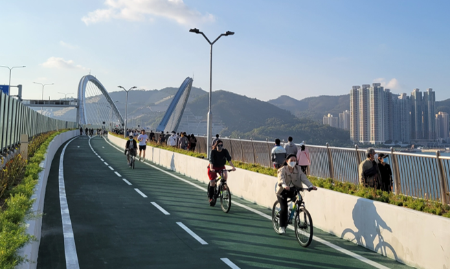 Cross Bay Link cycling track and pedestrian footway