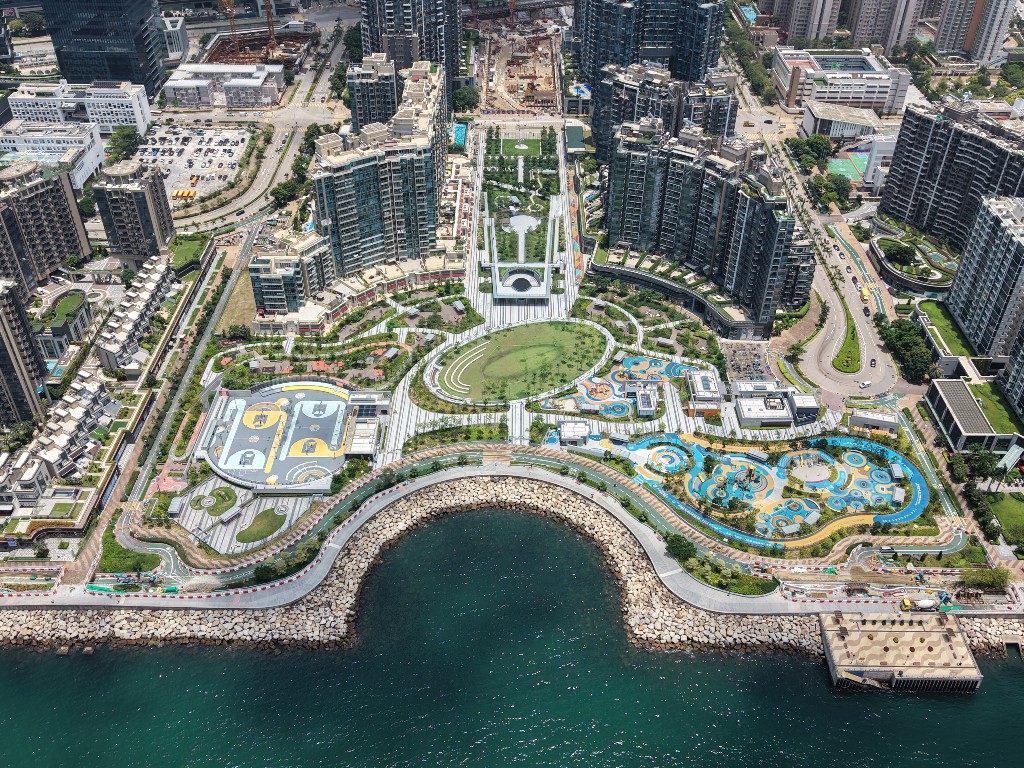 Aerial view of Central Town Park along the waterfront promenade